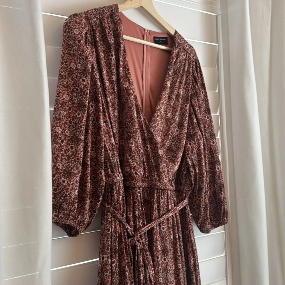 Lane Bryant 3/4 Sleeve Flounce Hem Midi Dress in Rose Floral | Plus Size Dress - Picture 8 of 11